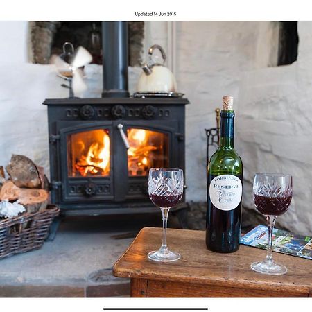 Ty Fferm Hen, Ancient Farmhouse, Coity Bach Talybont-on-Usk Esterno foto
