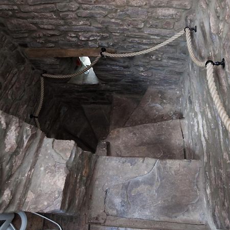 Ty Fferm Hen, Ancient Farmhouse, Coity Bach Talybont-on-Usk Esterno foto